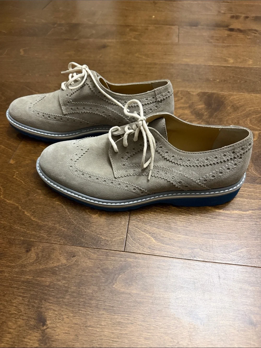 NWT, Florsheim Men's Suede Wingtip Derbys in Light Taupe